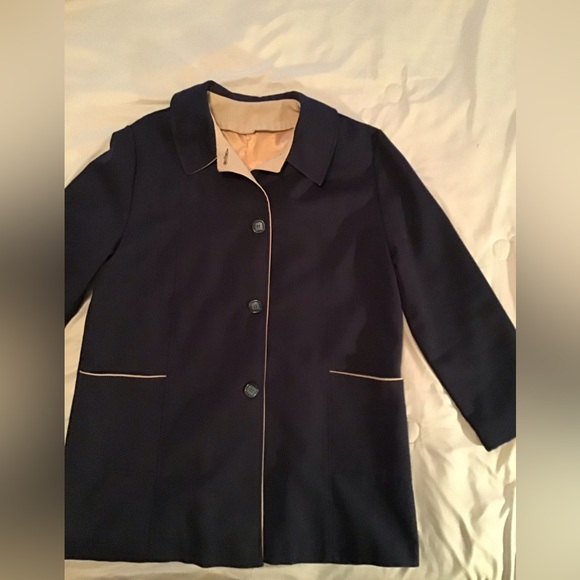 Classic Coat - Picture 1 of 4